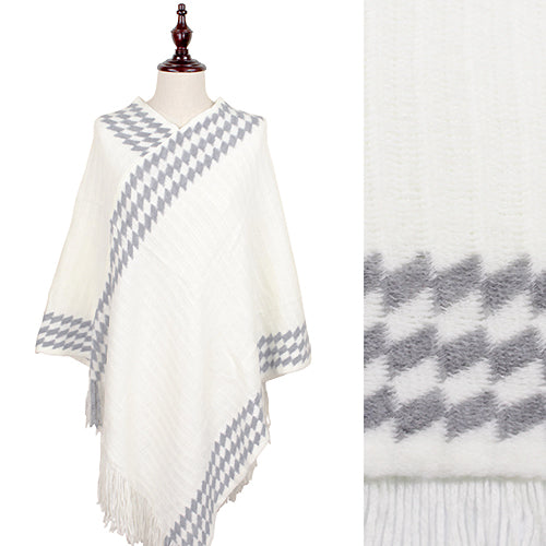 KNIT PONCHO WITH TASSEL