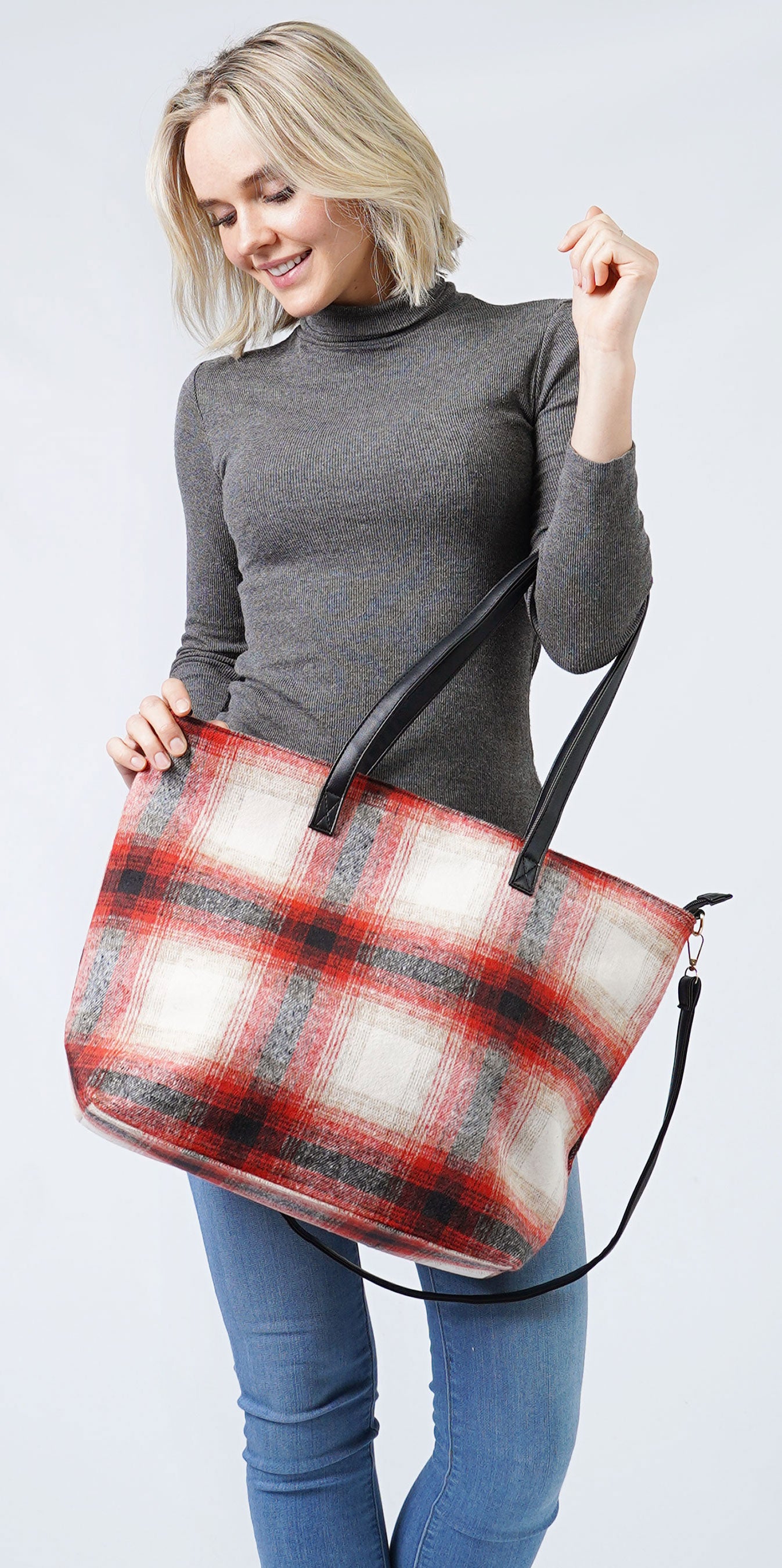 PLAID WEEKEND TOTE BAG + POUCH