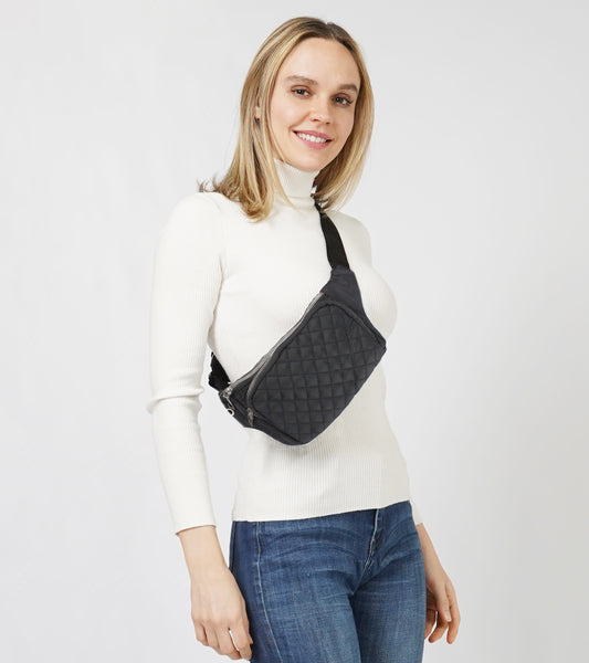 QUILTED SLIM BELT BAG