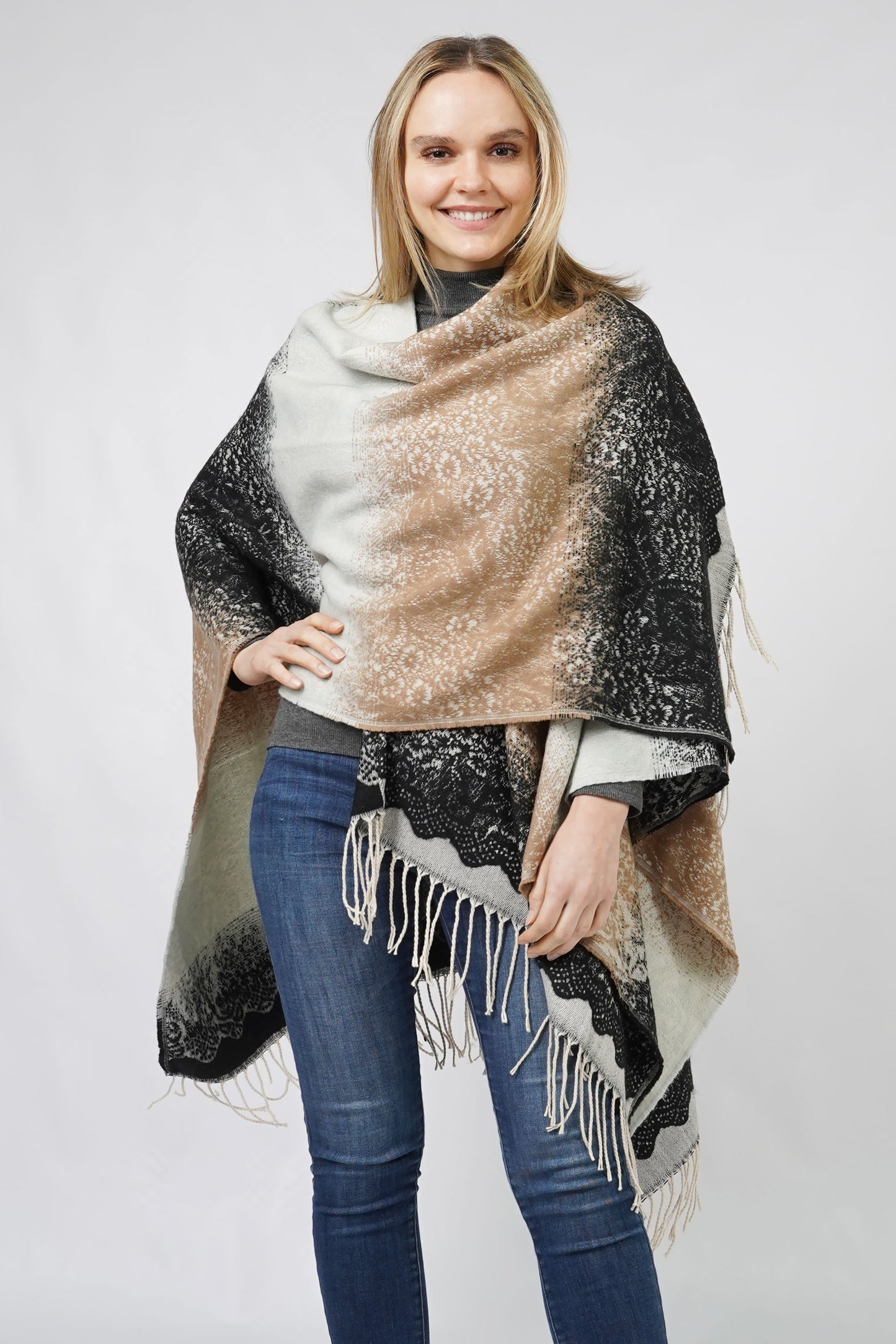 LACE TEXTURE OMBRE CAPE W/FRINGE