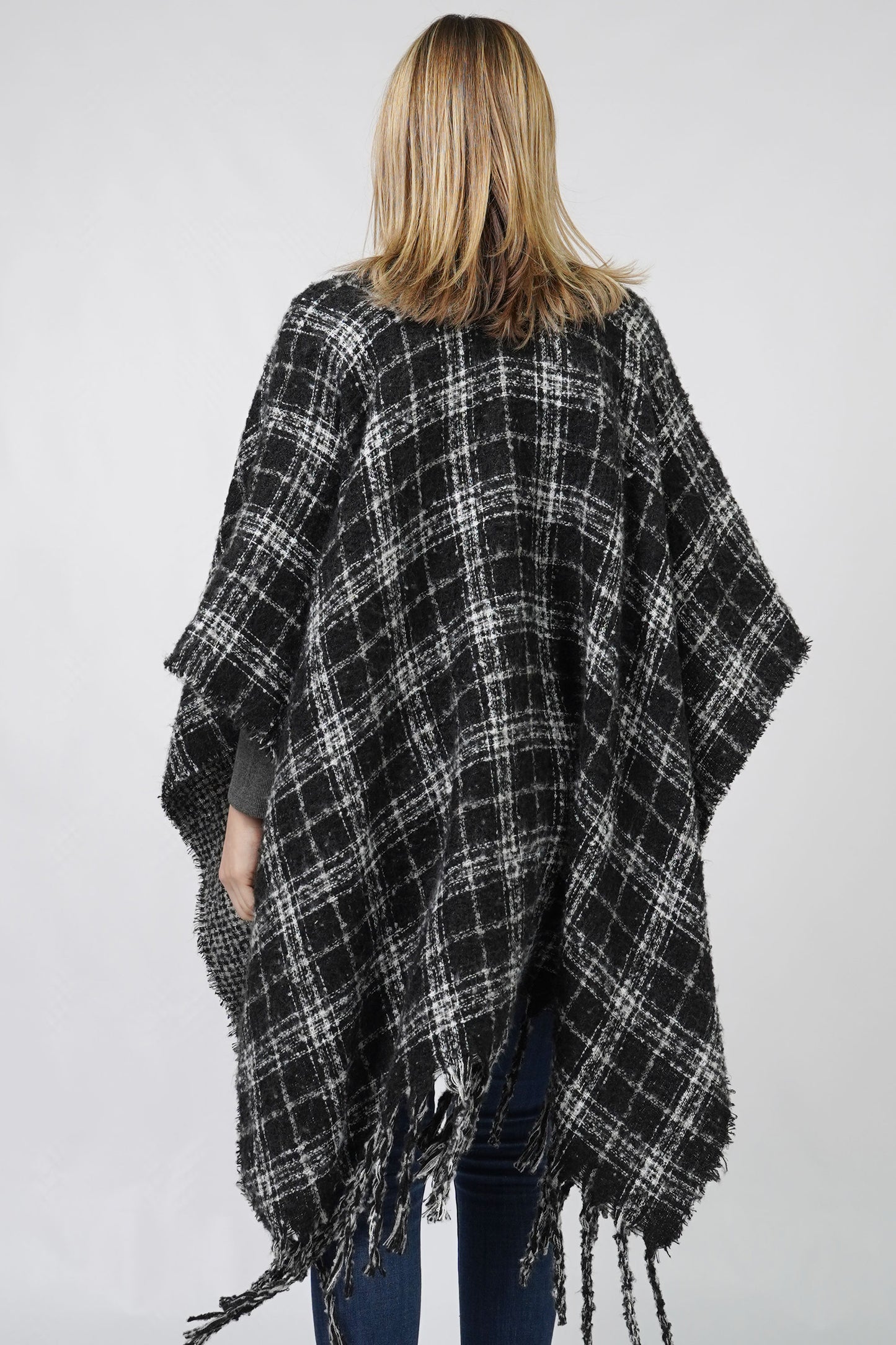 PLAID REVERSIBLE CAPE W/FRINGE