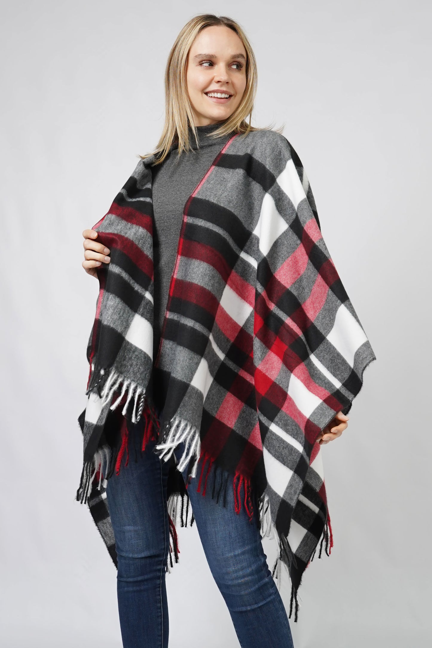 PLAID CAPE W/FRINGE