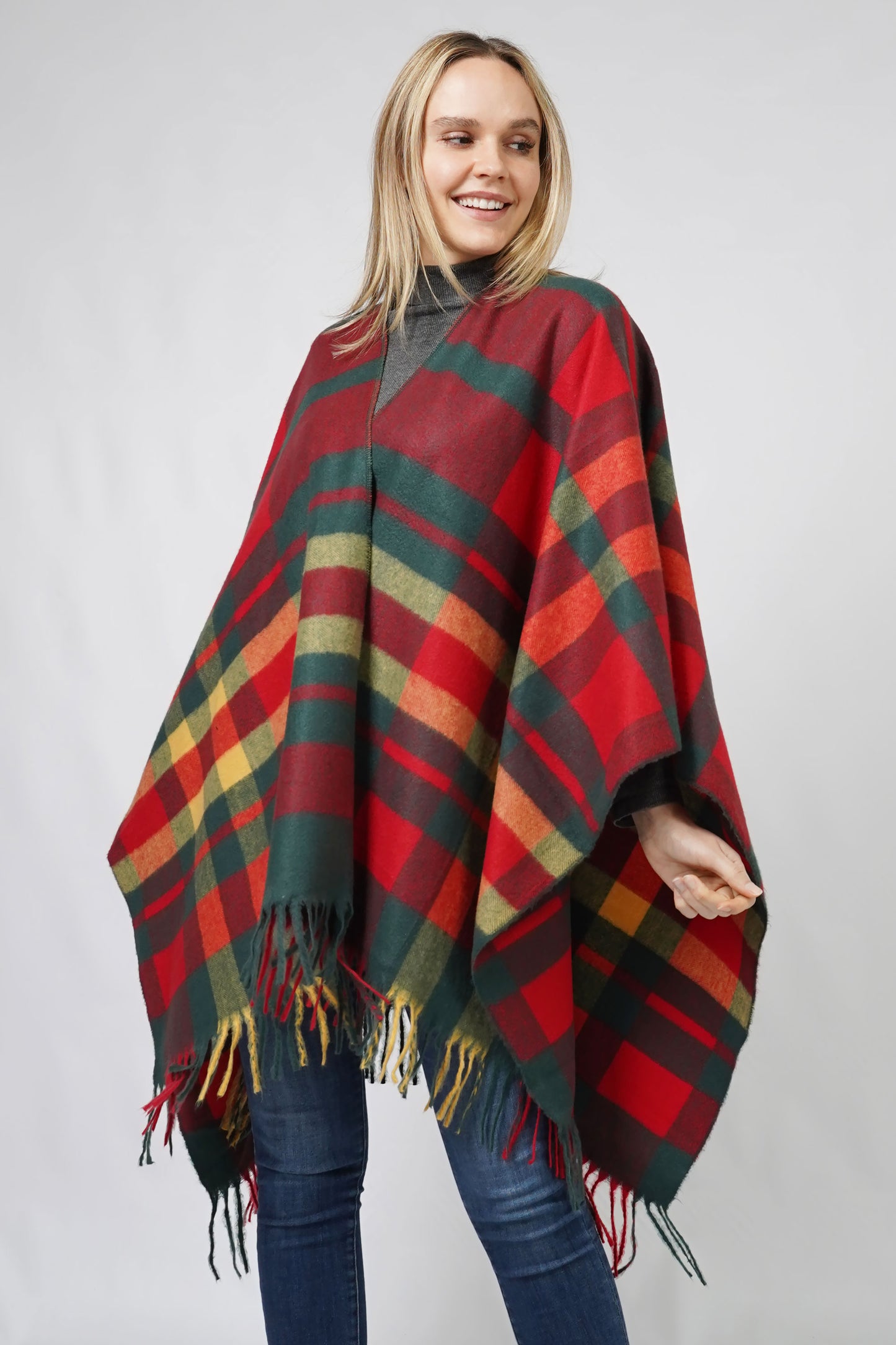 PLAID CAPE W/FRINGE