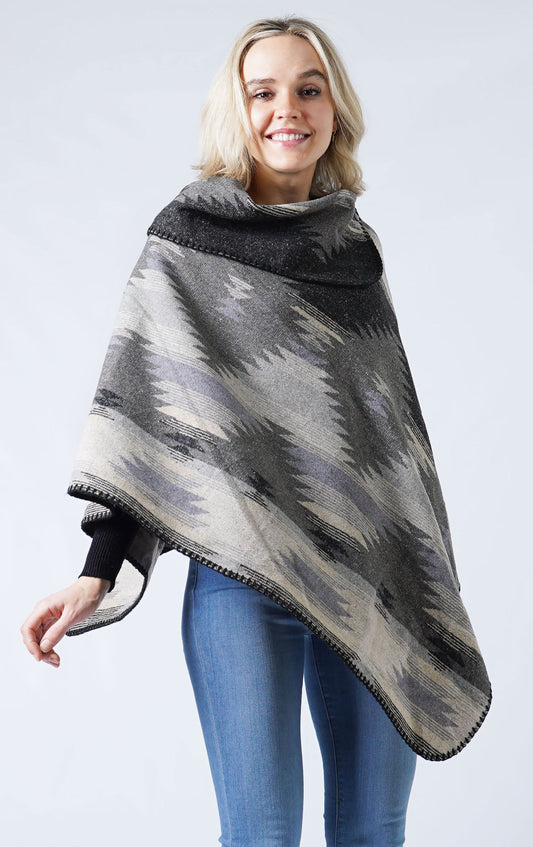 WESTERN PATTERN PONCHO