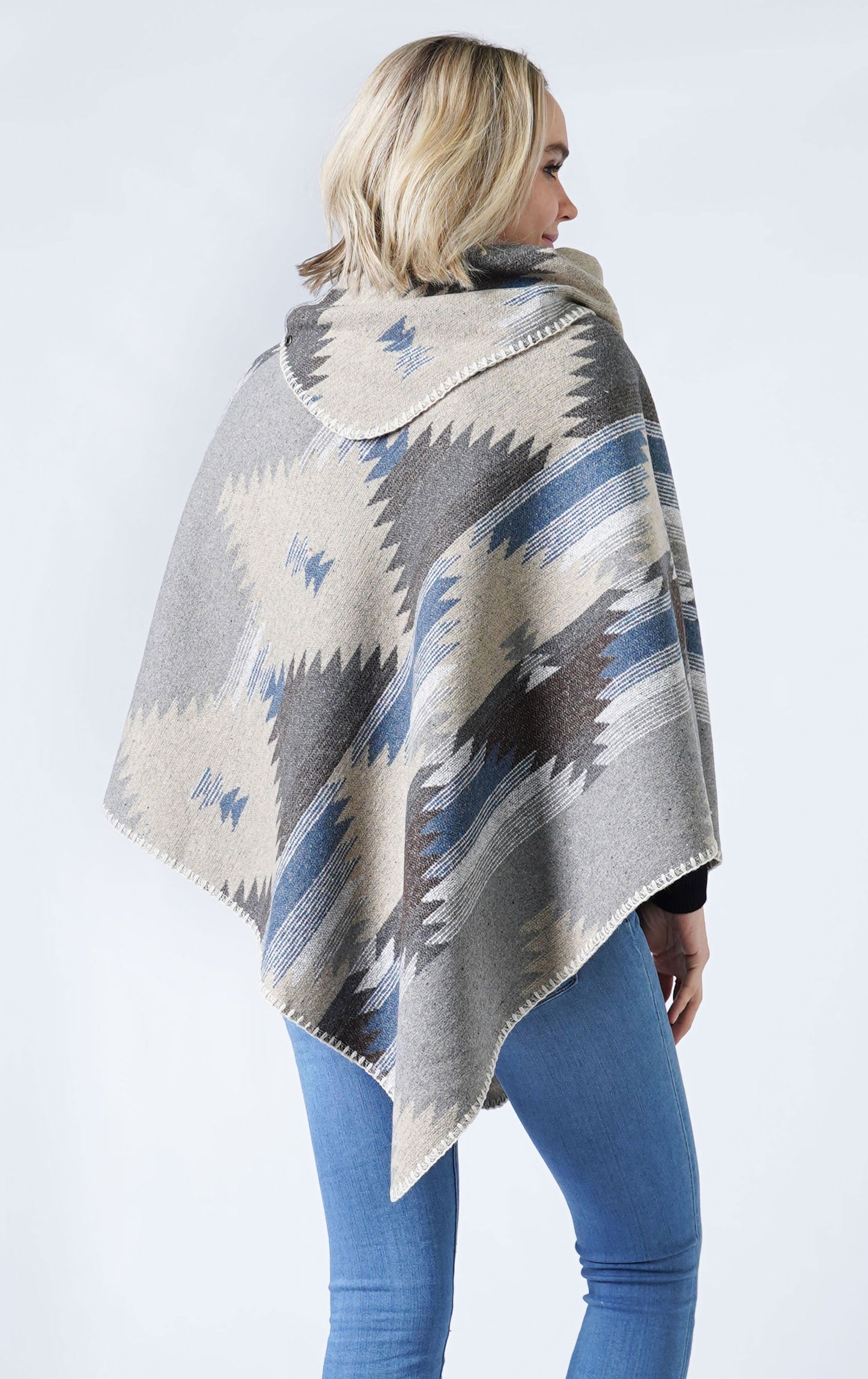 WESTERN PATTERN PONCHO