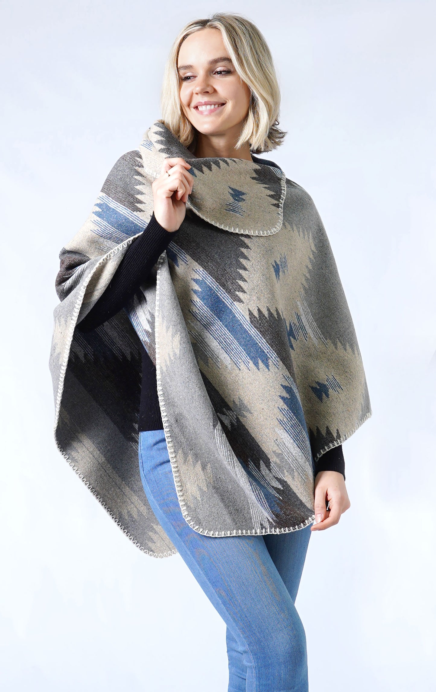 WESTERN PATTERN PONCHO