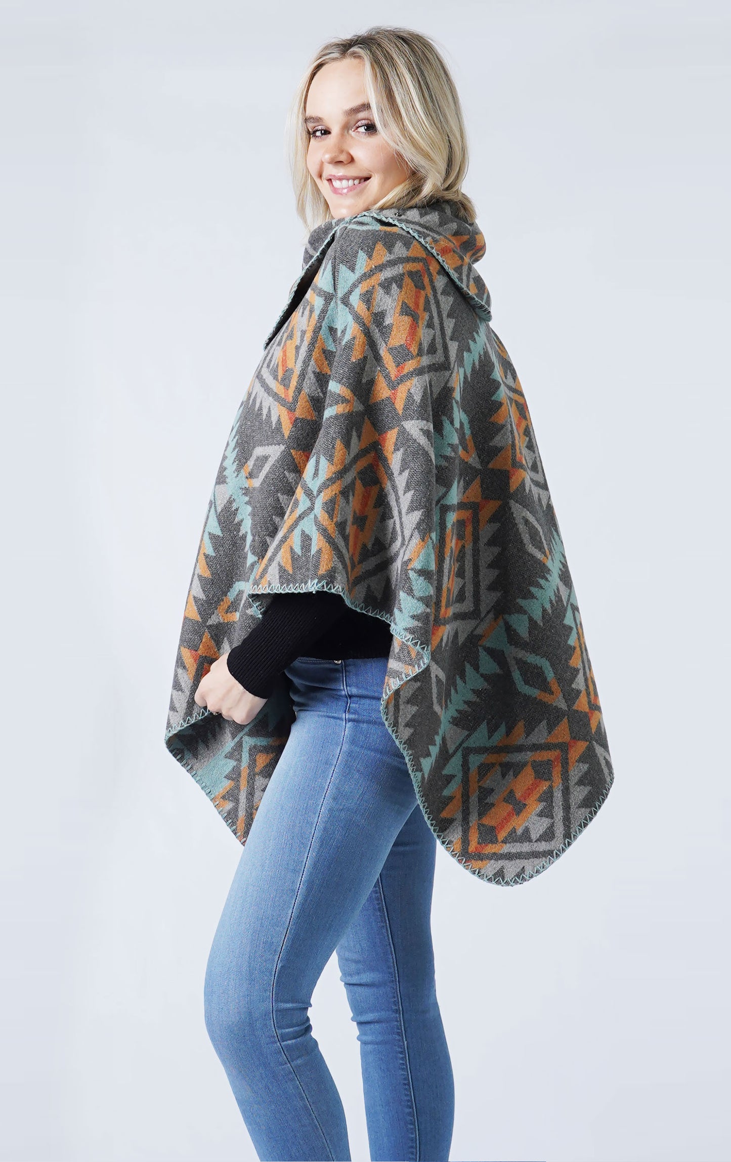 WESTERN PATTERN PONCHO