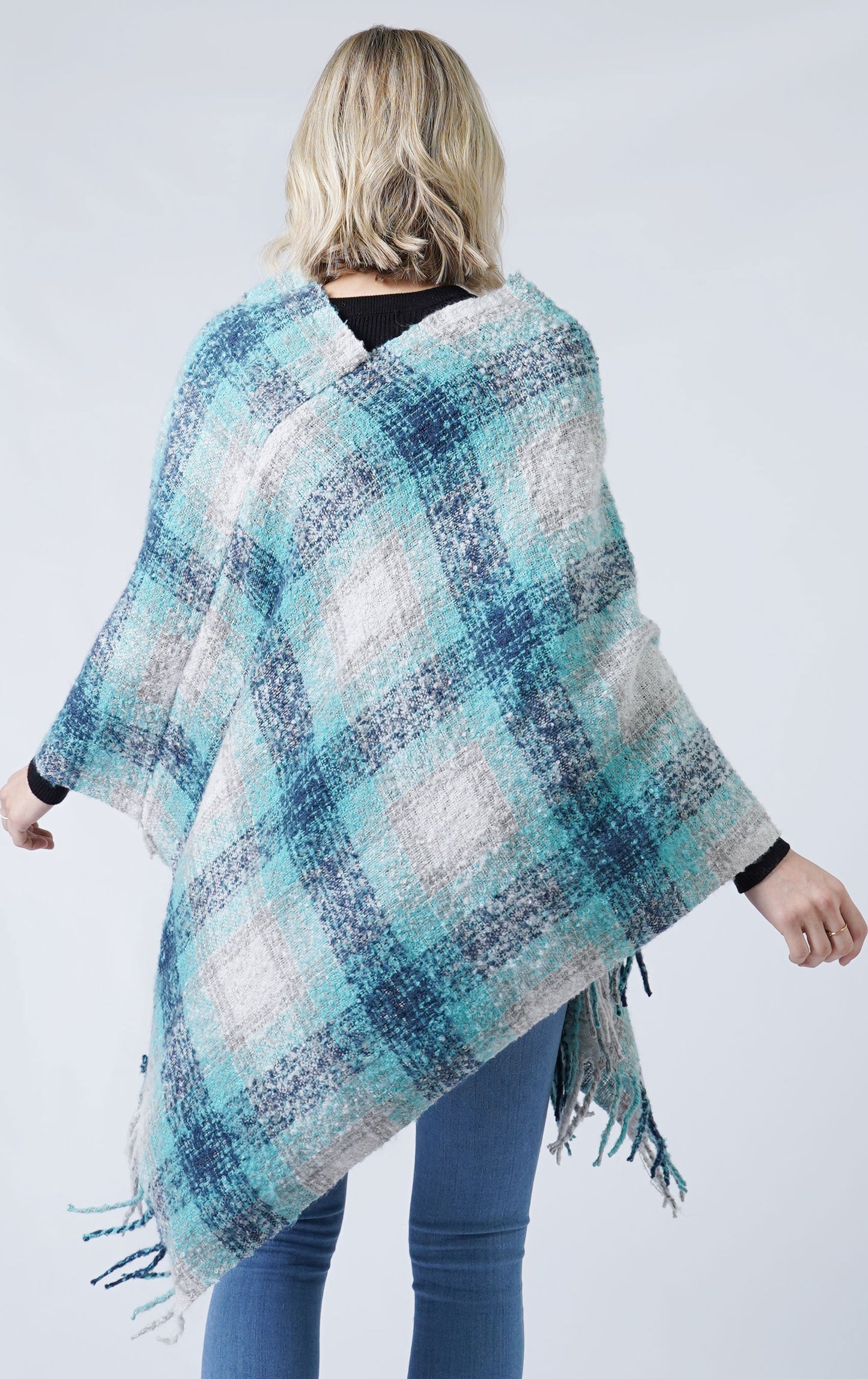 PLAID PONCHO WITH FRINGE