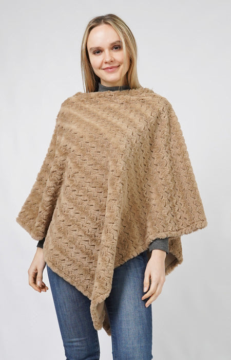 WAVE TEXTURE FAUX FUR PONCHO