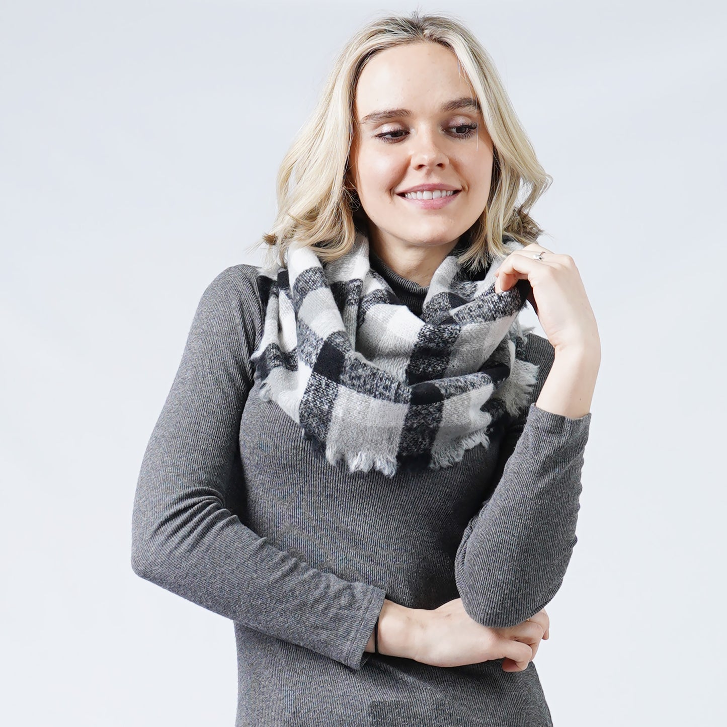 PLAID INFINITY SCARF W/FRAYED EDGE