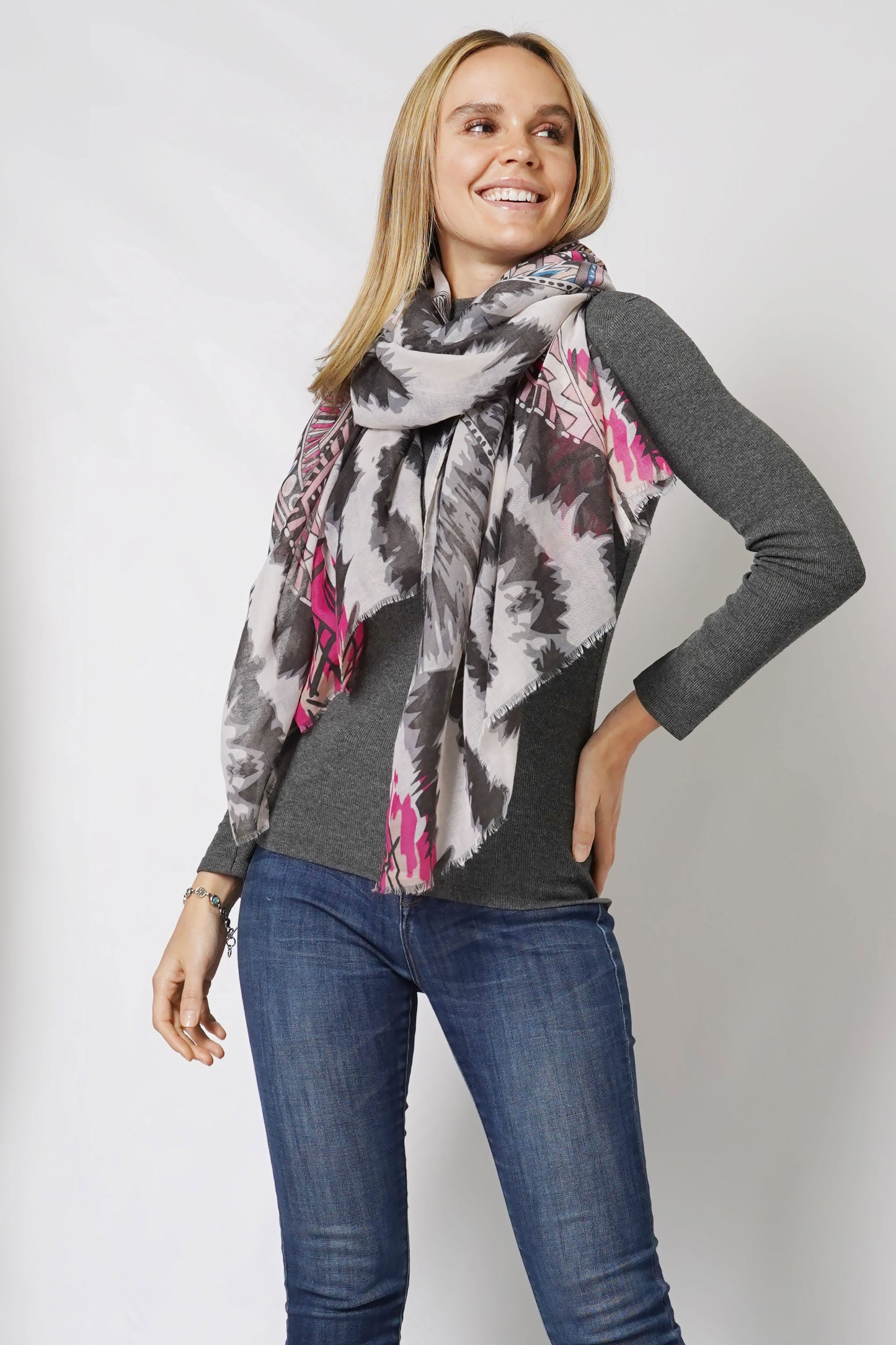 ETHNIC PRINT OBLONG SCARF