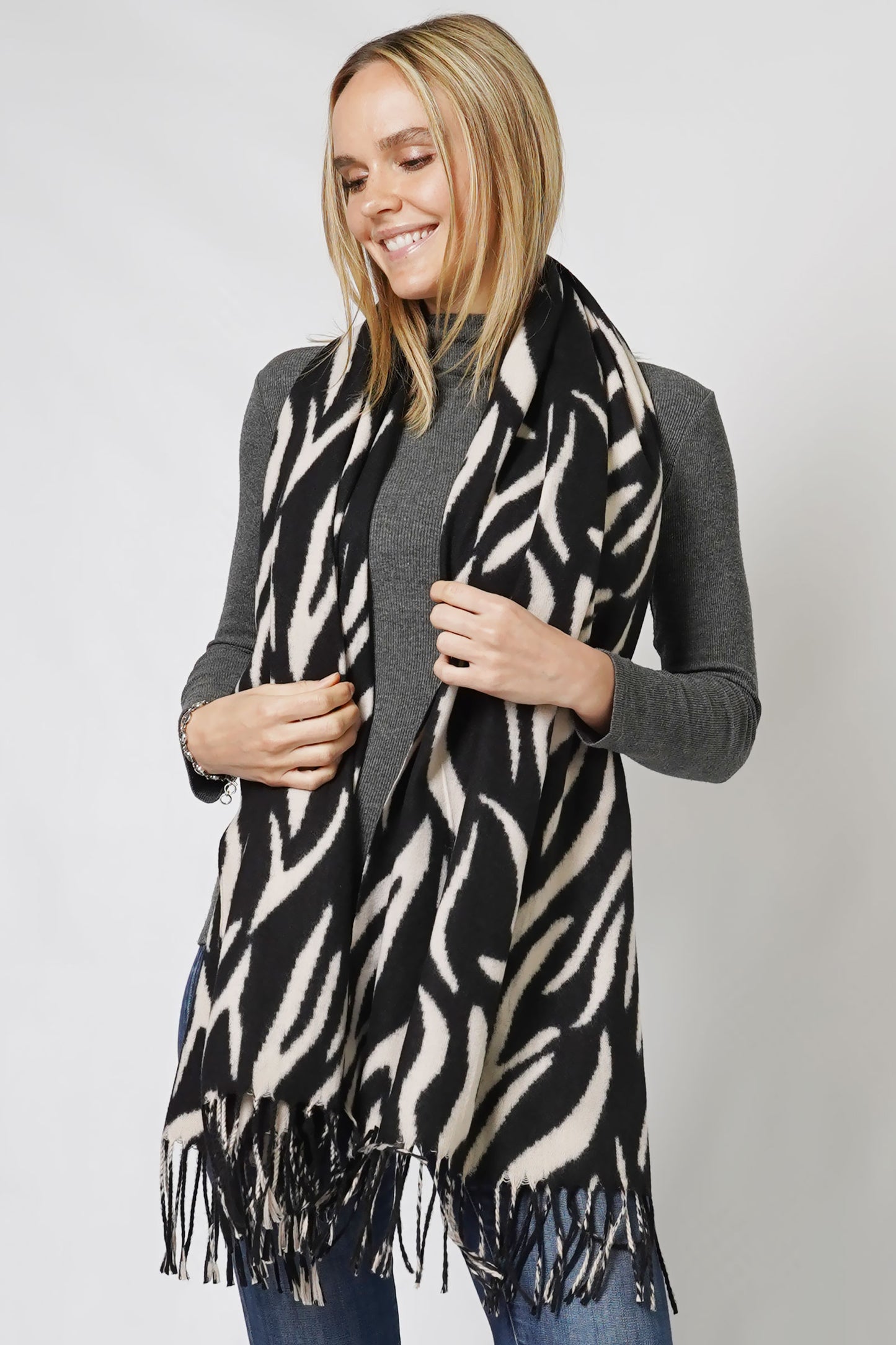 ANIMAL PRINT SOFT OBLONG SCARF