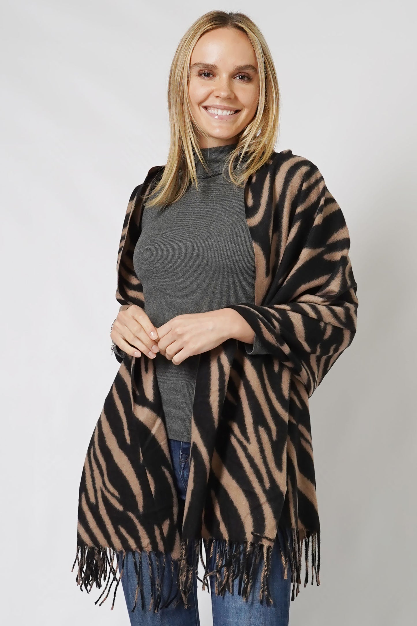 ANIMAL PRINT SOFT OBLONG SCARF