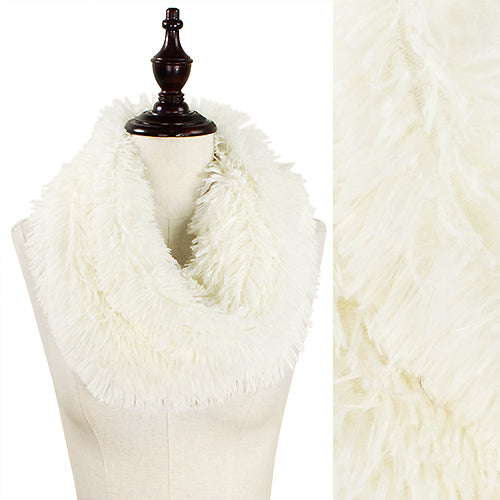 SOLID COLOR FAUX FUR TWISTED TUBE SCARF