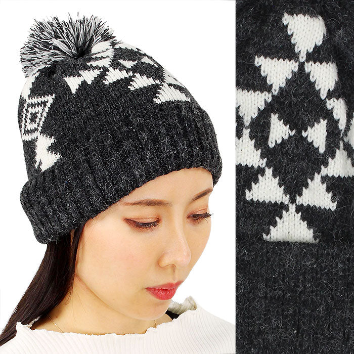 WESTERN KNIT BEANIE W/POMPOM