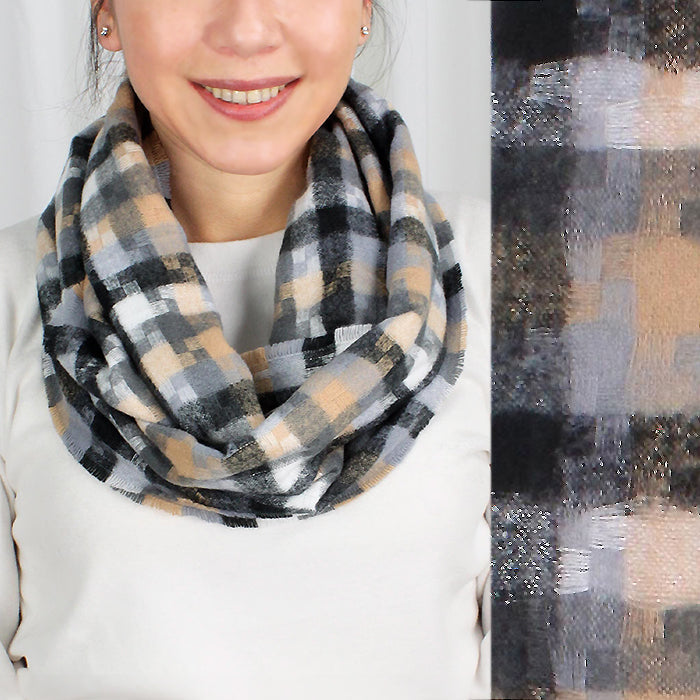 HOUNDSTOOTH INFINITY SCARF