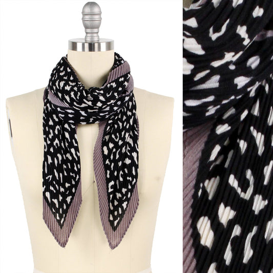 LEOPARD PRINT PLEATED SQUARE SCARF