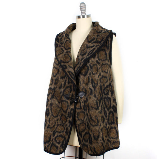 ANIMAL PRINT COLLAR VEST