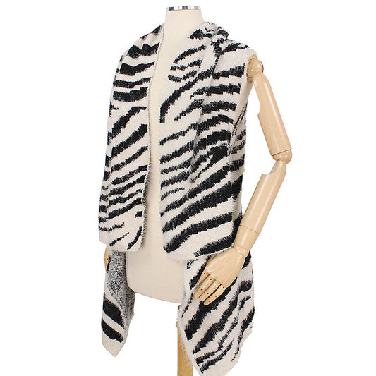 ANIMAL PRINT FURRY KNIT VEST