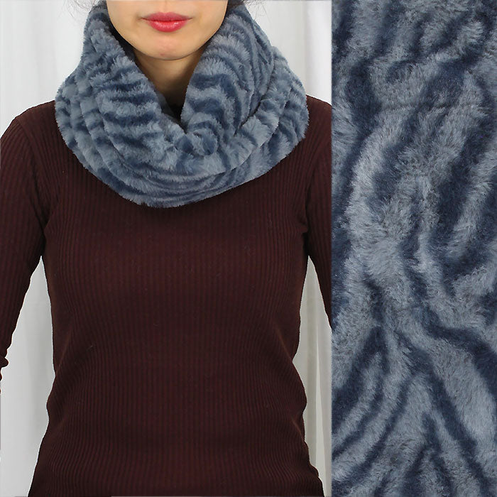 ANIMAL PRINT FAUX FUR TWISTED TUBE SCARF