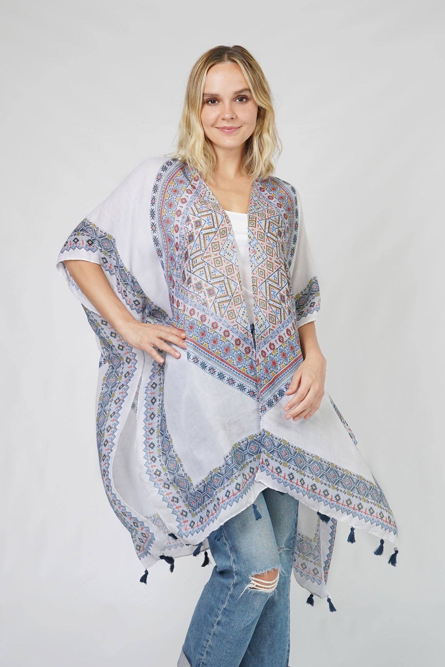 ETHNIC PRINT KIMONO W/TASSEL