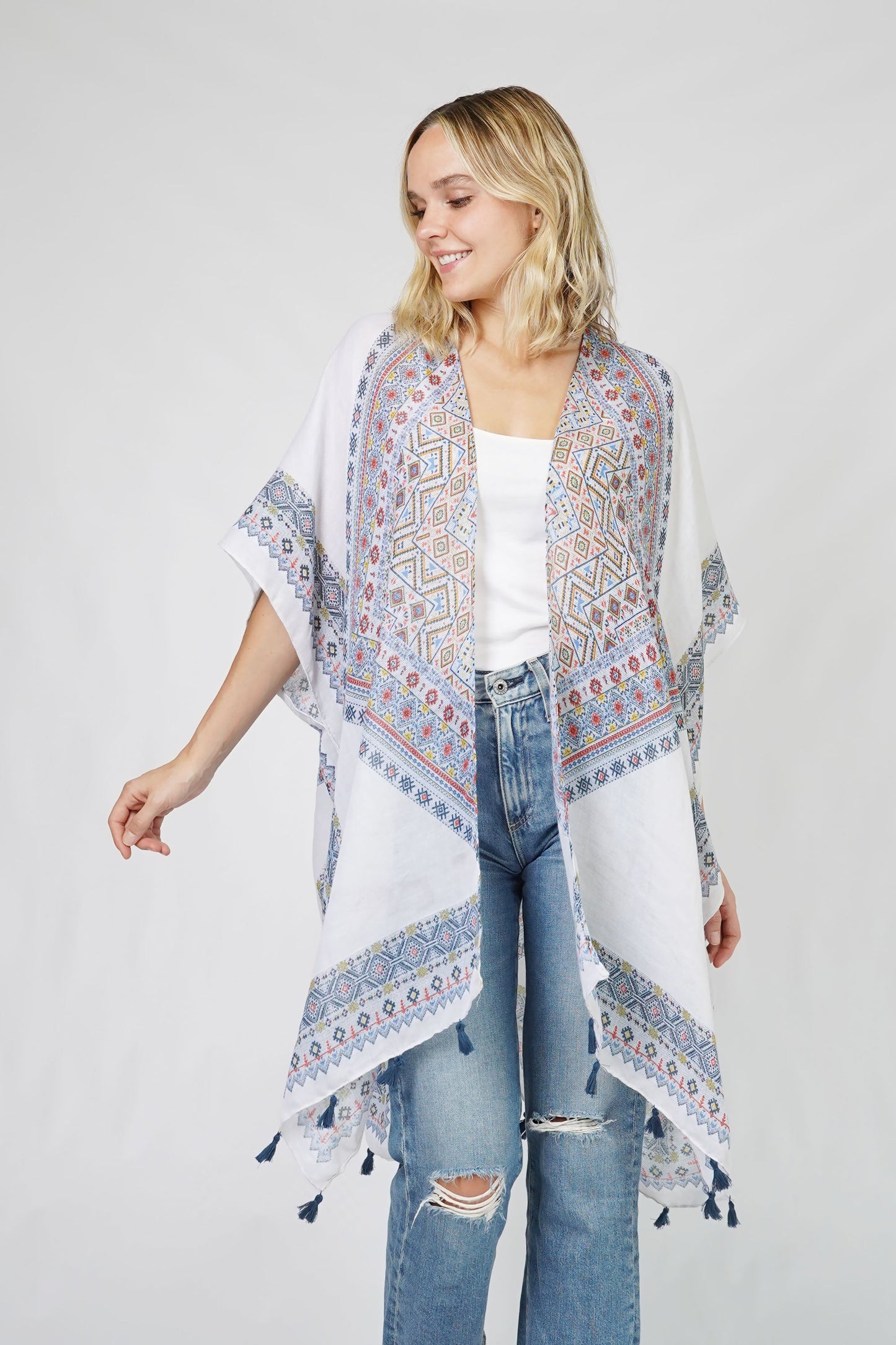 ETHNIC PRINT KIMONO W/TASSEL